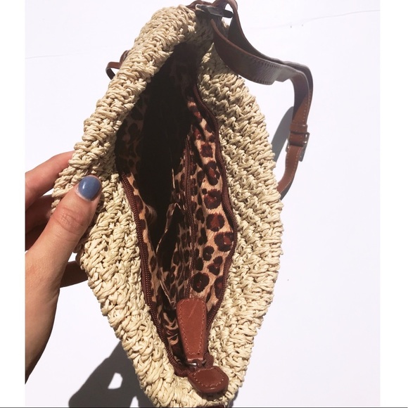 NWOT brown/tan straw Brighton zip messenger bag - Picture 3 of 5